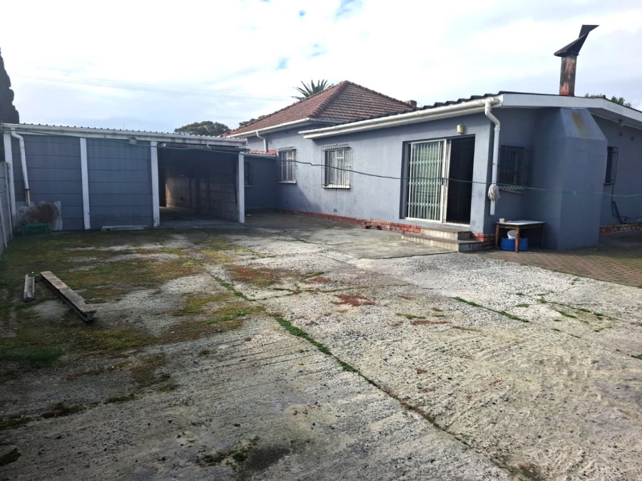 3 Bedroom Property for Sale in Parow Valley Western Cape